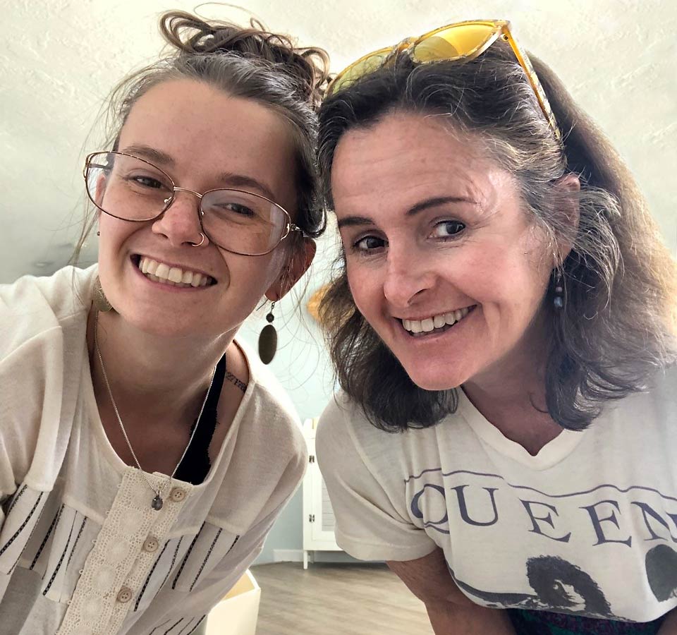 Lyn with her daughter Zia.